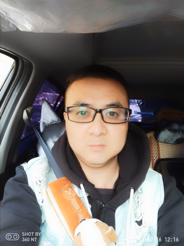 香烟最懂男人心的第一张照片--昆明认干亲服务网