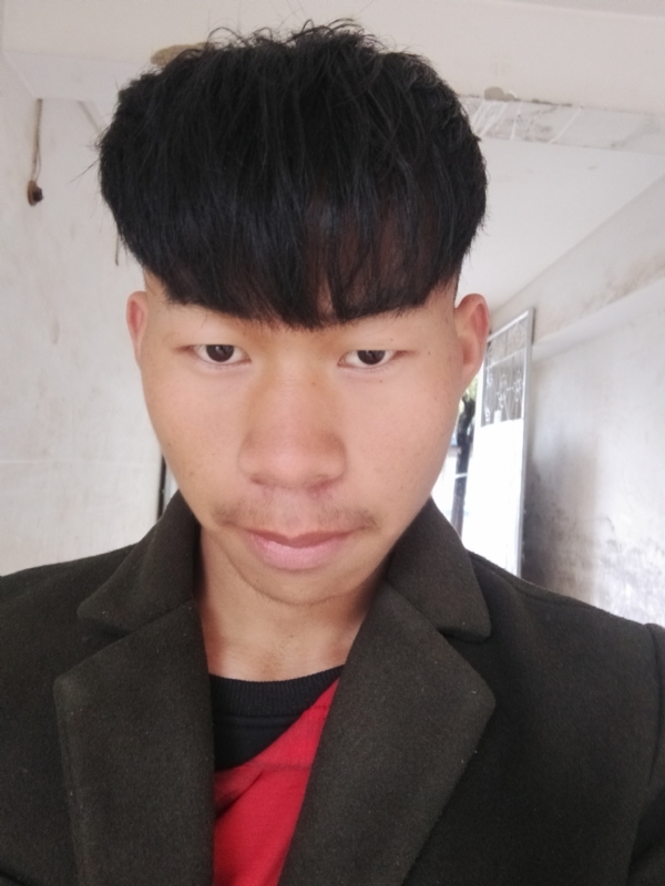 少年不在少的第一张照片--昆明认干亲服务网